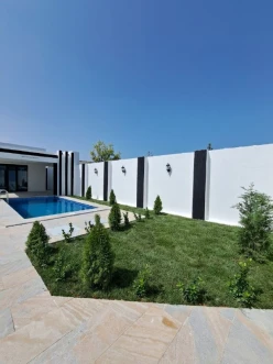 Satılır ev/villa 4 otaqlı 140 m², Şüvəlan q.-8