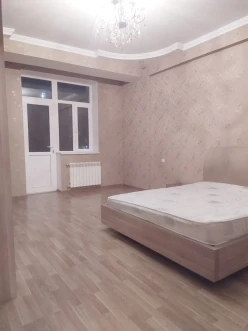 İcarə yeni tikili 3 otaqlı 127 m²,  İnşaatçılar m.-13