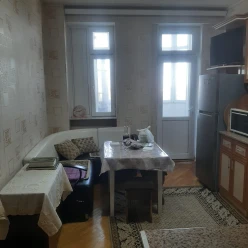 Satılır yeni tikili 3 otaqlı 90 m²,  Neftçilər m.-2