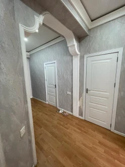 Satılır yeni tikili 3 otaqlı 95 m², İnşaatçılar m.-9