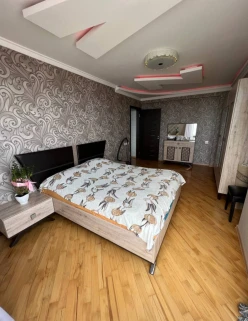 Satılır yeni tikili 3 otaqlı 114 m², İnşaatçılar m.-9