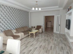 Satılır yeni tikili 4 otaqlı 140 m², Neftçilər m.-2