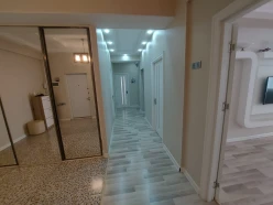 Satılır yeni tikili 4 otaqlı 140 m², Neftçilər m.-14