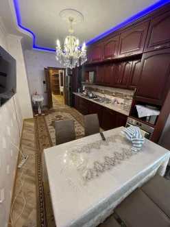 İcarə yeni tikili 3 otaqlı 170 m²,  Xətai-10