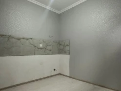 Satılır yeni tikili 2 otaqlı 50 m², Maştağa q.-13