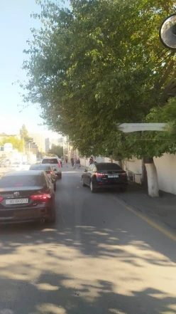 Satılır obyekt 70 m², İnşaatçılar m.-2 Satılır obyekt 70 m², İnşaatçılar m.-2