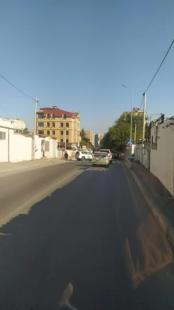 Satılır obyekt 70 m², İnşaatçılar m.-3 Satılır obyekt 70 m², İnşaatçılar m.-3