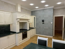 Satılır yeni tikili 3 otaqlı 151 m²,  28 May m.-8