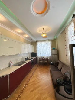 İcarə yeni tikili 2 otaqlı 110 m², Şah İsmayıl Xətai m.-22