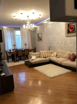 İcarə yeni tikili 3 otaqlı 120 m², Şah İsmayıl Xətai m.-4
