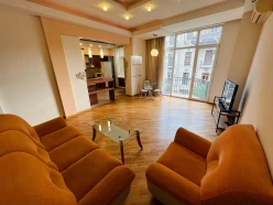 İcarə köhnə tikili 2 otaqlı 102 m², Sahil m.-8