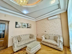 İcarə yeni tikili 2 otaqlı 110 m², Şah İsmayıl Xətai m.-8