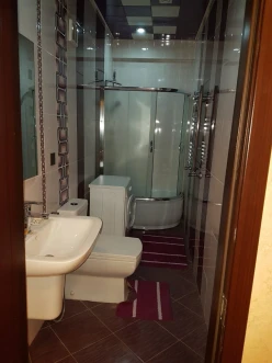 İcarə yeni tikili 2 otaqlı 60 m², Şah İsmayıl Xətai m.-7