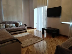 İcarə köhnə tikili 2 otaqlı 90 m², Sahil m.-14