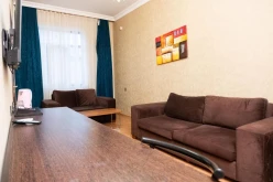 Satılır obyekt 851 m²,  Elmlər Akademiyası m.-3