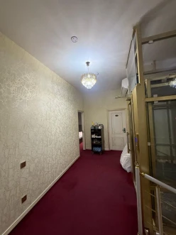 Satılır obyekt 350 m²,  Elmlər Akademiyası m.-7