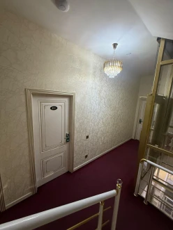 Satılır obyekt 350 m²,  Elmlər Akademiyası m.-9