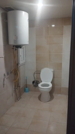 İcarə yeni tikili 2 otaqlı 80 m²,  İnşaatçılar m.-5