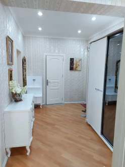 Satılır yeni tikili 2 otaqlı 80 m², Yeni Yasamal q.-5