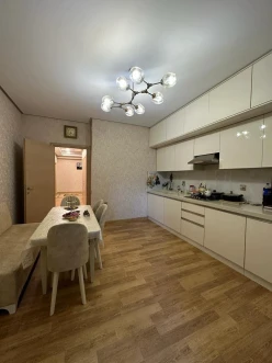 Satılır yeni tikili 3 otaqlı 145 m², Gənclik m.-8