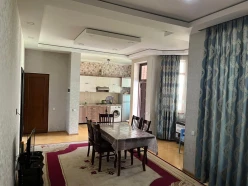 İcarə ev/villa 4 otaqlı 150 m², Qax-4