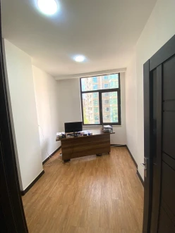 İcarə ofis 4 otaqlı 100 m²,  Nəsimi-8