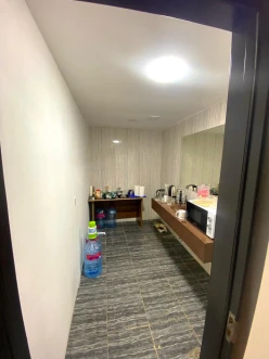 İcarə ofis 4 otaqlı 100 m²,  Nəsimi-9