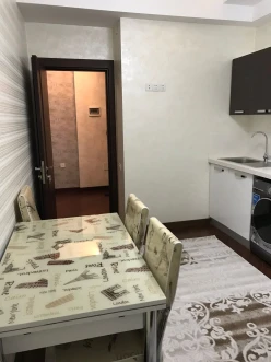 İcarə yeni tikili 2 otaqlı 80 m²,  Gənclik m.-10