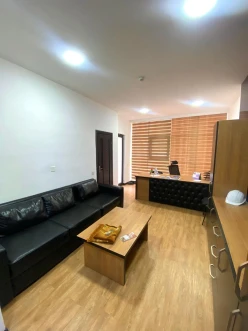İcarə ofis 4 otaqlı 100 m²,  Nəsimi-2