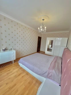 Satılır yeni tikili 3 otaqlı 92 m², Gənclik m.-7