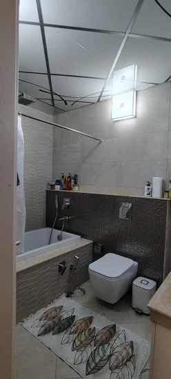 Satılır yeni tikili 3 otaqlı 130 m²,  Nəriman Nərimanov m.-22