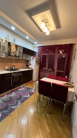 Satılır yeni tikili 3 otaqlı 120 m²,  İnşaatçılar m.-11