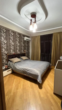 Satılır yeni tikili 3 otaqlı 120 m²,  İnşaatçılar m.-5