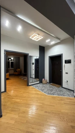 Satılır yeni tikili 3 otaqlı 120 m²,  İnşaatçılar m.-8