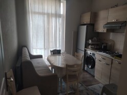 İcarə yeni tikili 3 otaqlı 85 m²,  İnşaatçılar m.-7