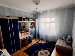 Satılır köhnə tikili 4 otaqlı 110 m²,  İnşaatçılar m.