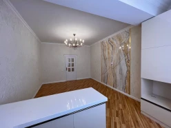 Satılır yeni tikili 3 otaqlı 86 m², Gənclik m.-7