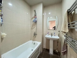 Satılır yeni tikili 3 otaqlı 80 m², İnşaatçılar m.-8 Satılır yeni tikili 3 otaqlı 80 m², İnşaatçılar m.-8