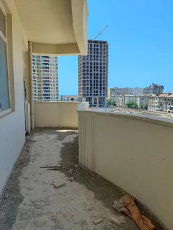 Satılır yeni tikili 3 otaqlı 132.5 m², Şah İsmayıl Xətai m.-9