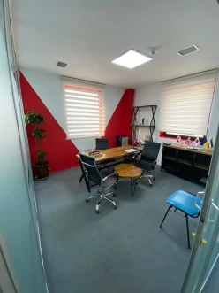 İcarə ofis 5 otaqlı 250 m², Nərimanov r.-11