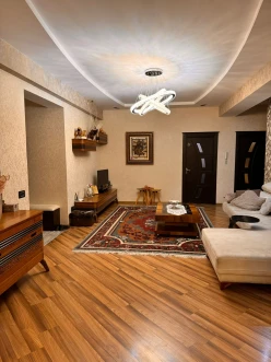 Satılır yeni tikili 4 otaqlı 138 m², Bakıxanov q.-6