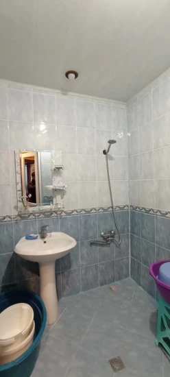 Satılır köhnə tikili 3 otaqlı 75 m², Qaraçuxur q.-2