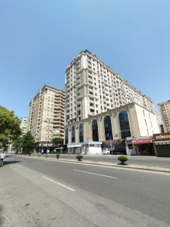 Satılır yeni tikili 2 otaqlı 76 m², Gənclik m.-2