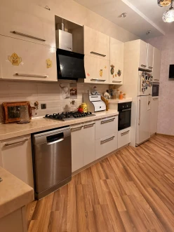 Satılır yeni tikili 4 otaqlı 138 m², Bakıxanov q.-36