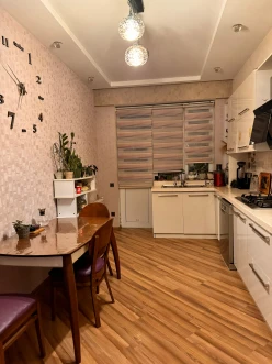 Satılır yeni tikili 4 otaqlı 138 m², Bakıxanov q.-35