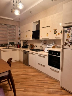 Satılır yeni tikili 4 otaqlı 138 m², Bakıxanov q.-34