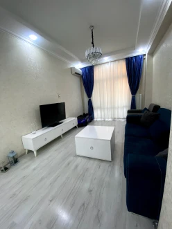 Satılır yeni tikili 2 otaqlı 76 m², Gənclik m.-7