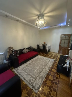 Satılır köhnə tikili 3 otaqlı 78 m²,  Memar Əcəmi m.-7