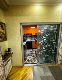 Satılır yeni tikili 3 otaqlı 80 m²,  İnşaatçılar m.-5