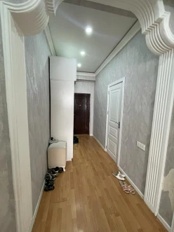 Satılır yeni tikili 3 otaqlı 95 m², İnşaatçılar m.-4